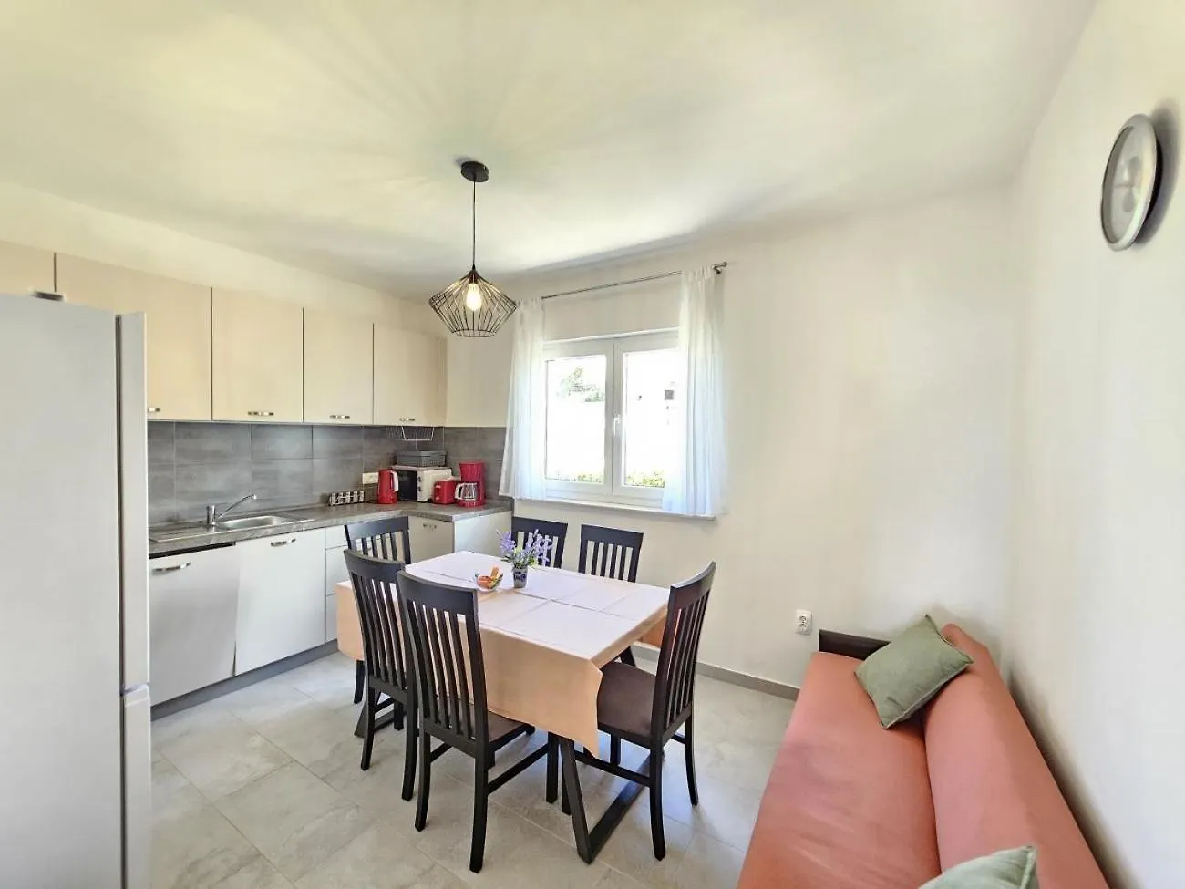 Leo Apt Nv - Apartment For 6-7 Persons With Balcony Novi Vinodolski Kroatien