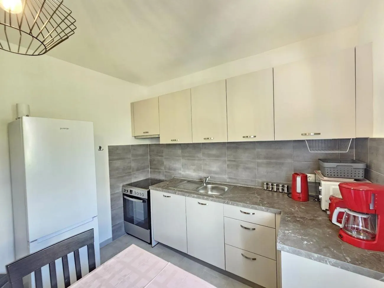 Leo Apt Nv - Apartment For 6-7 Persons With Balcony نوفي فينودولسكي 0*,