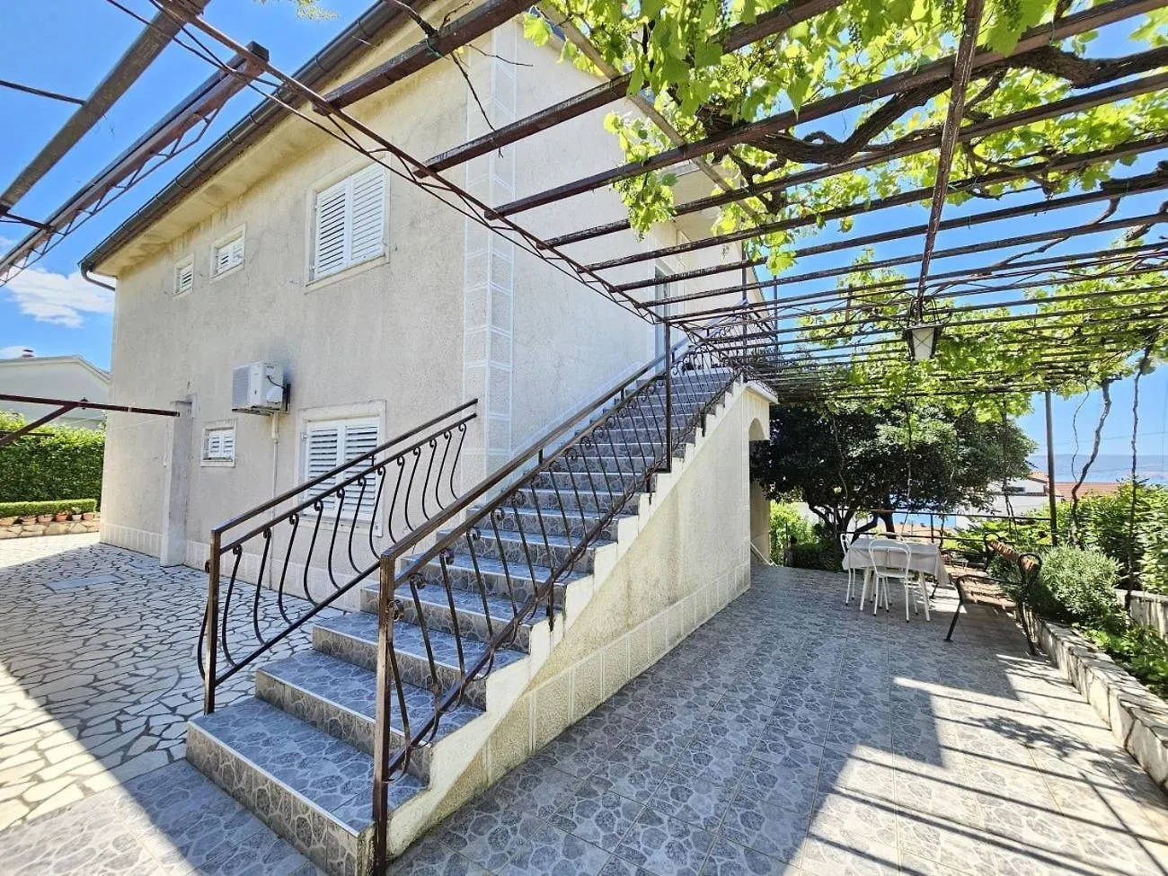 Leo Apt Nv - Apartment For 6-7 Persons With Balcony نوفي فينودولسكي